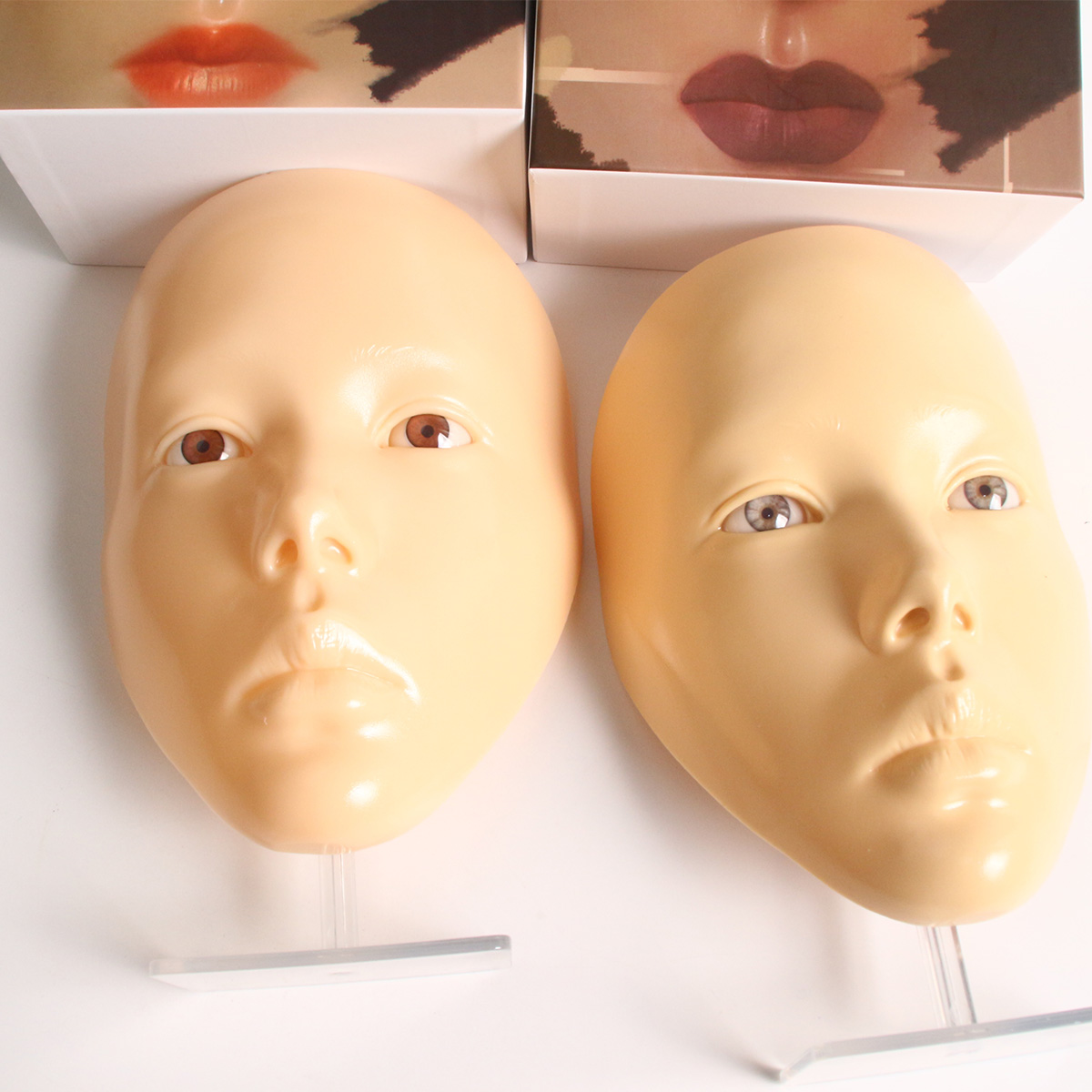 Planche de maquillage réutilis - Beauty Full Makeup avis et prix
