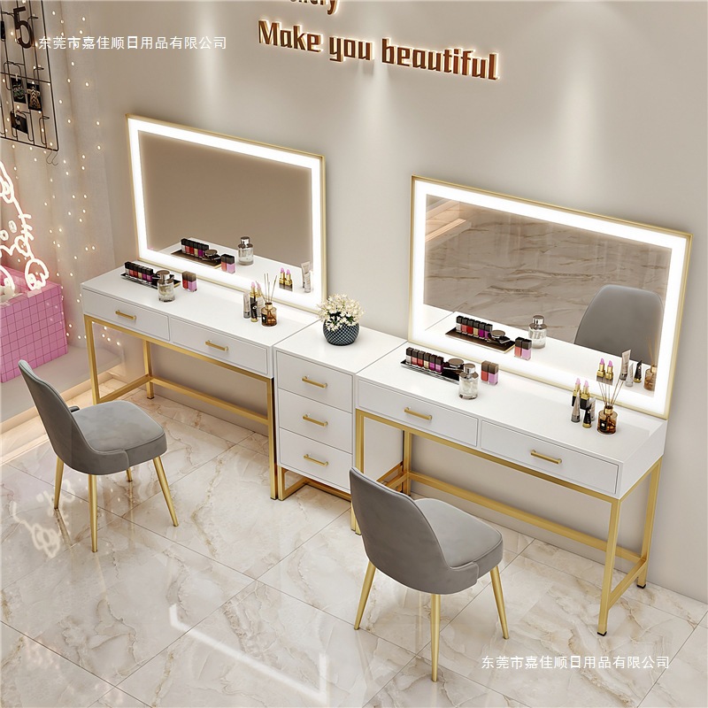 Nail art maquilleur studio pro - Beauty Makeup Studio avis et prix