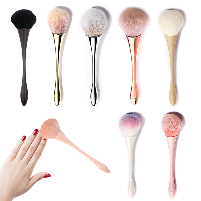 Brosse à ongles en forme de li - Beauty Flower Makeup avis et prix